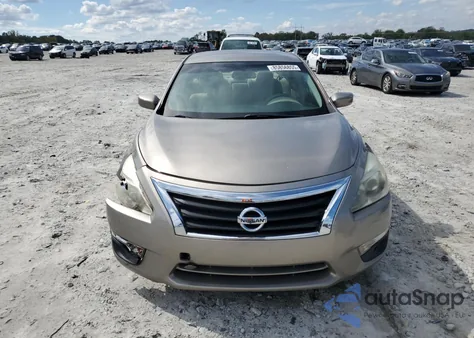 2013 Nissan Altima 2.5 z USA, uszkodzony, nr VIN 1N4AL3AP9DN429256